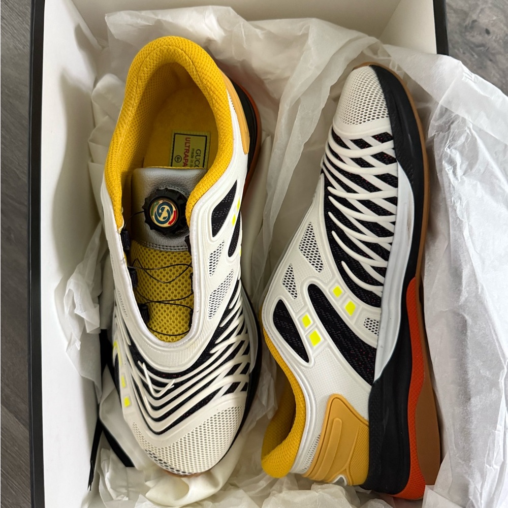 Gucci White and Yellow Ultrapace Runner Textile low top trainers sneakers 8 1/2